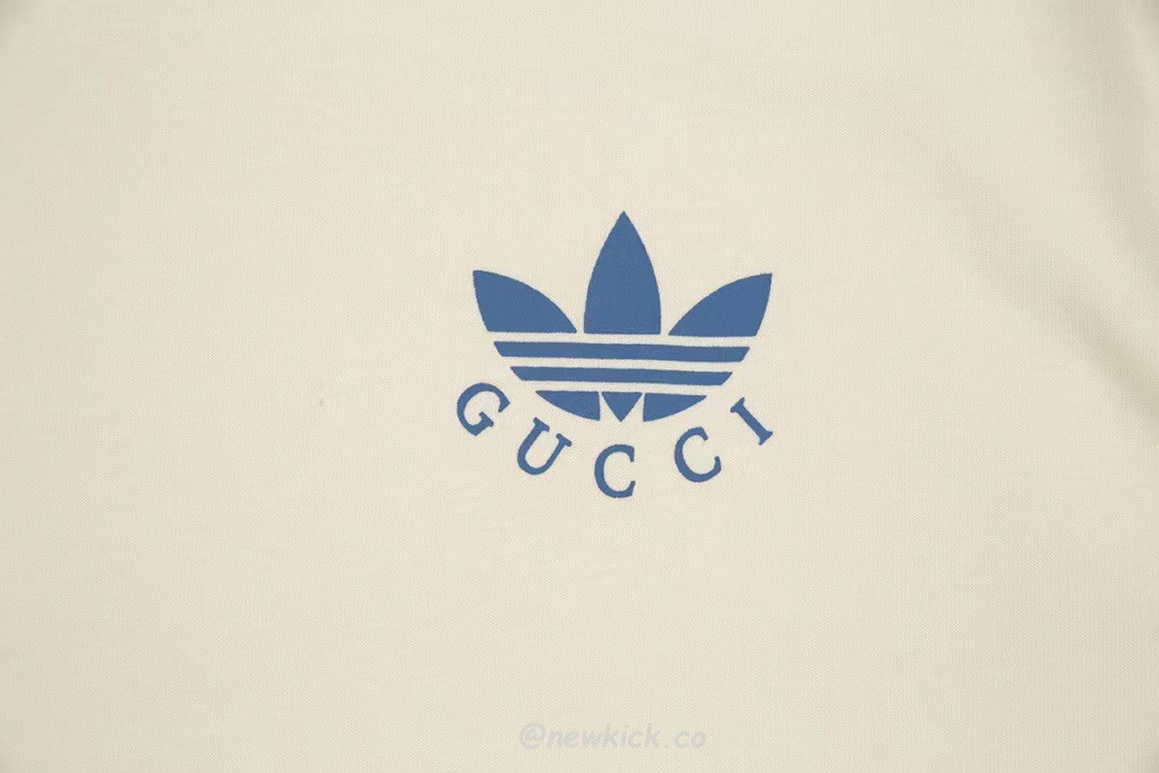 Gucci X Adidas Trefoil Print T Shirt Off White Ss22 (5) - newkick.cc