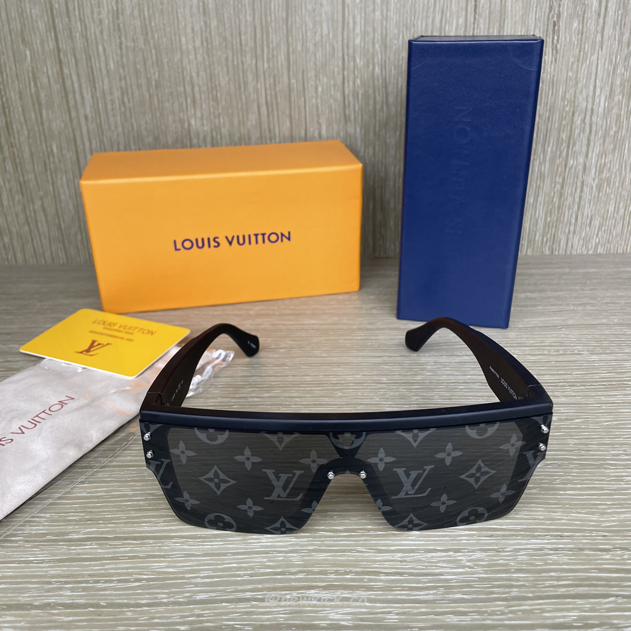 Louis Vuitton Lv Waimea Sunglasses (5) - newkick.cc