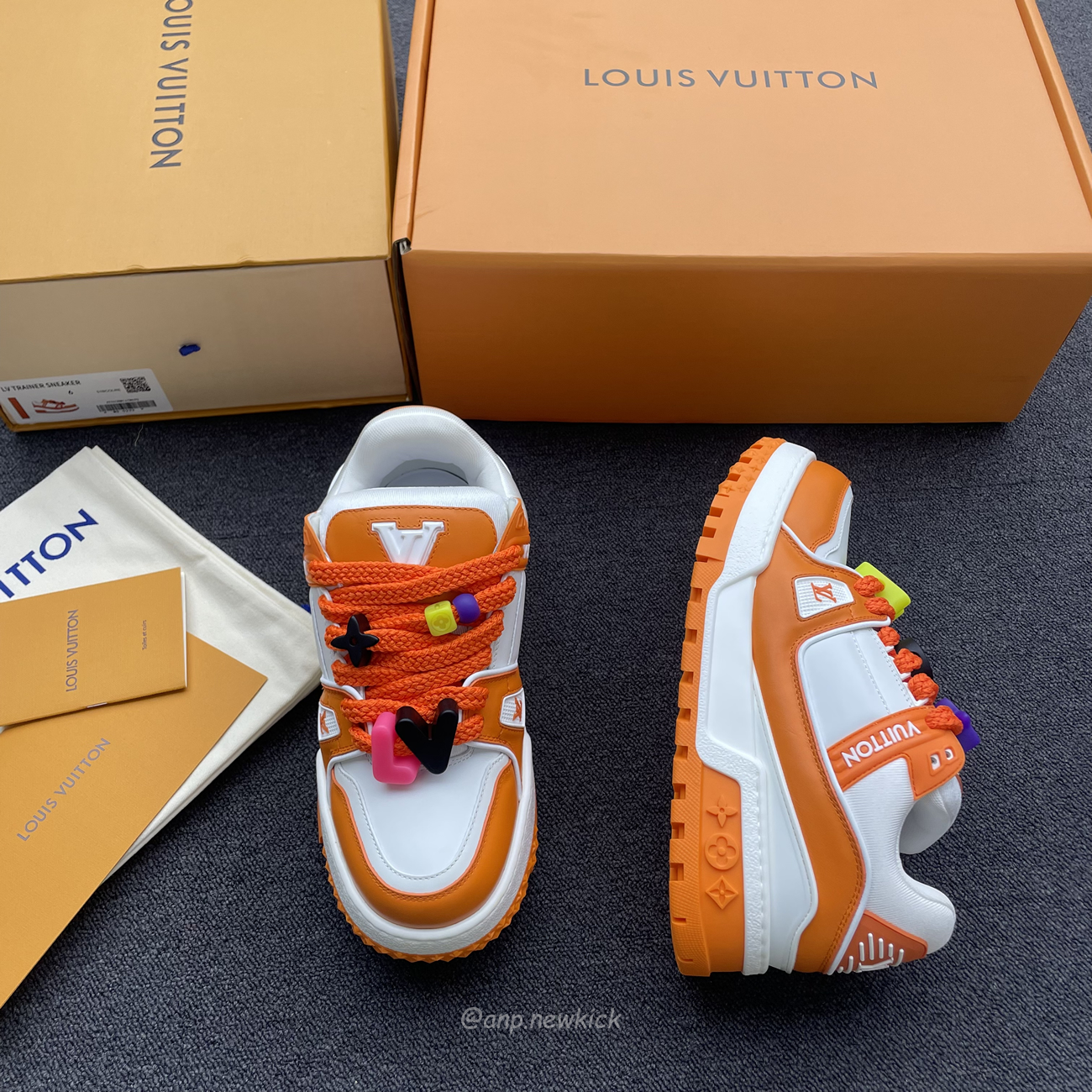 Louis Vuitton Trainer Maxi Orange Green White Black (11) - newkick.cc