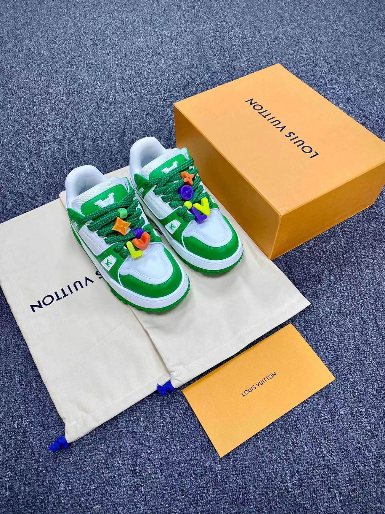 Louis Vuitton Trainer Maxi Orange Green White Black (17) - newkick.cc