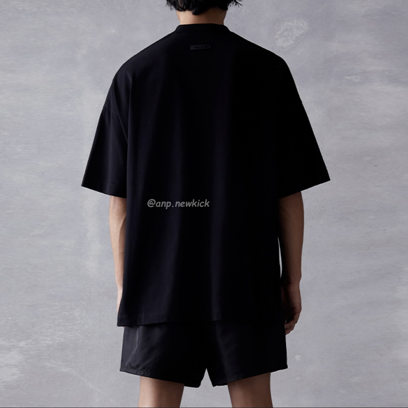 Fear Of God Essentials Logo Printed V Neck T Shirt (6) - newkick.cc