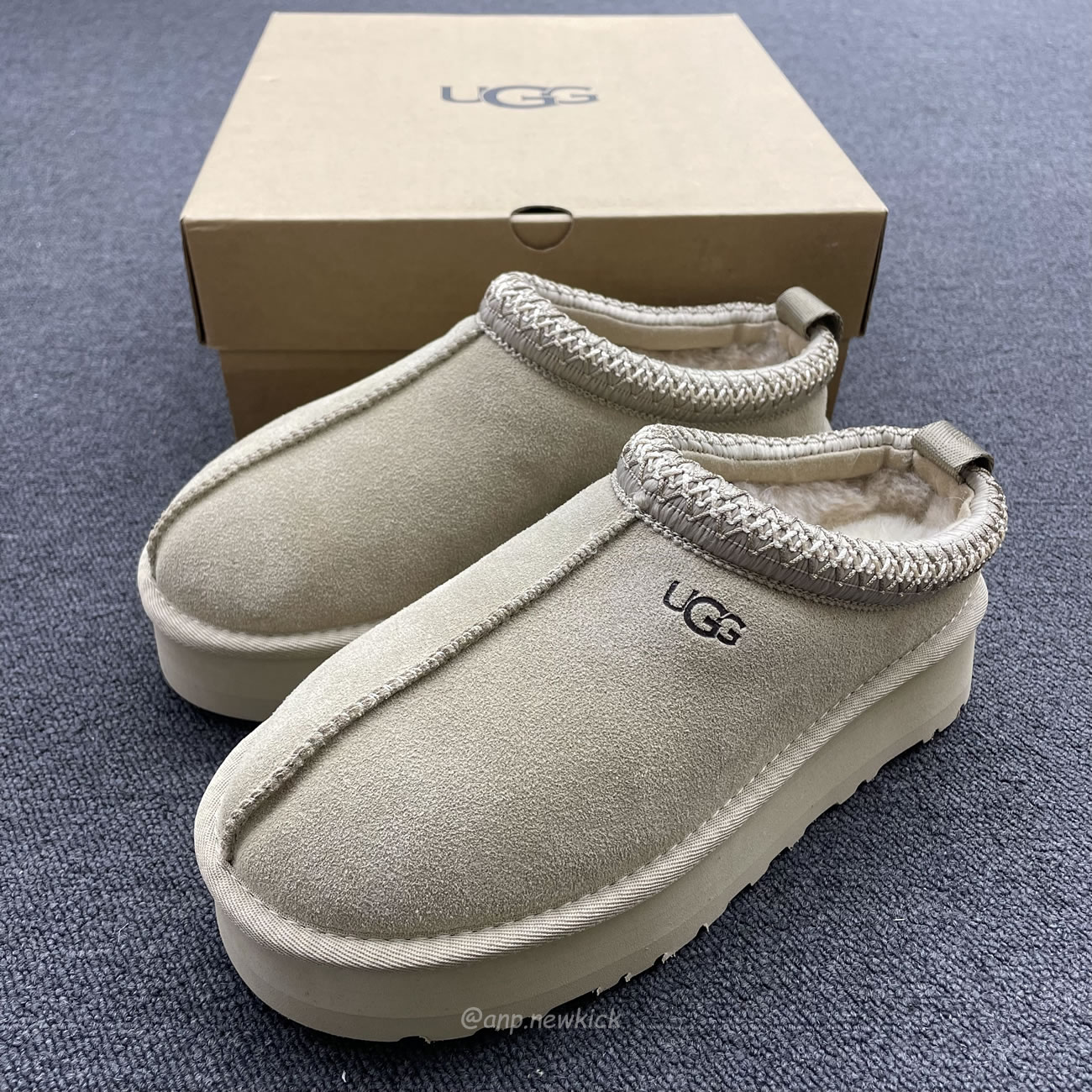 Ugg Tazz Slipper Mustard Seed Womens 1122553 (8) - newkick.cc