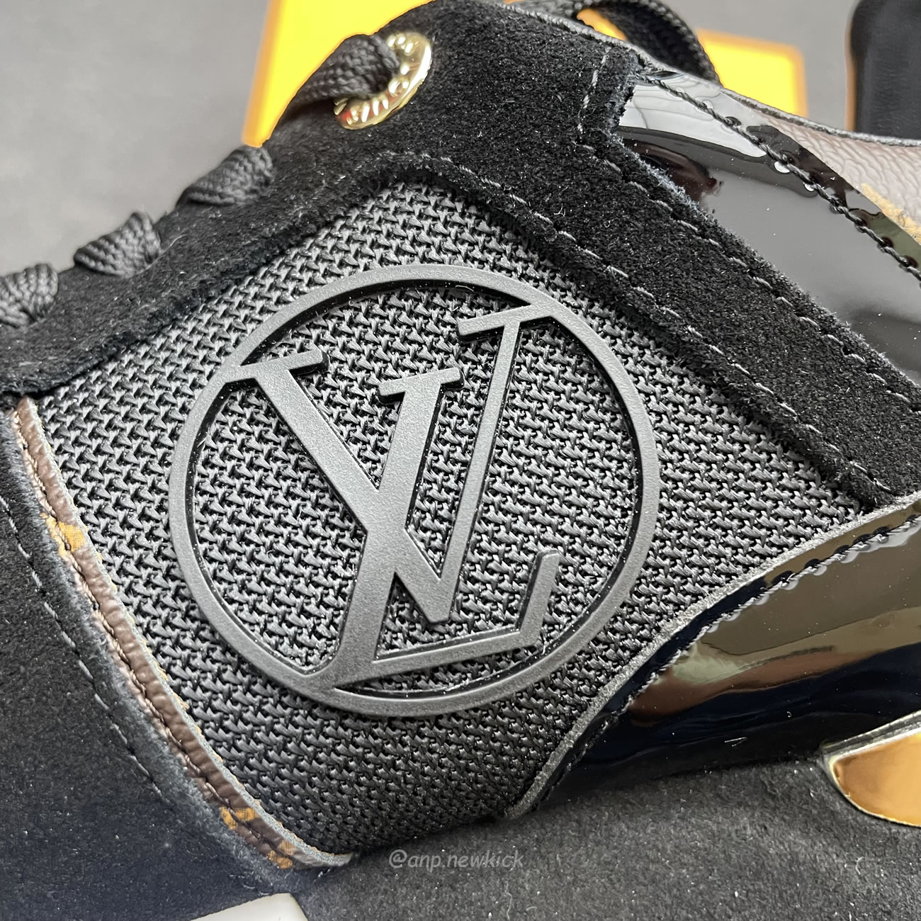 Louis Vuitton Run Away Black Gold 1a3cw0 (8) - newkick.cc