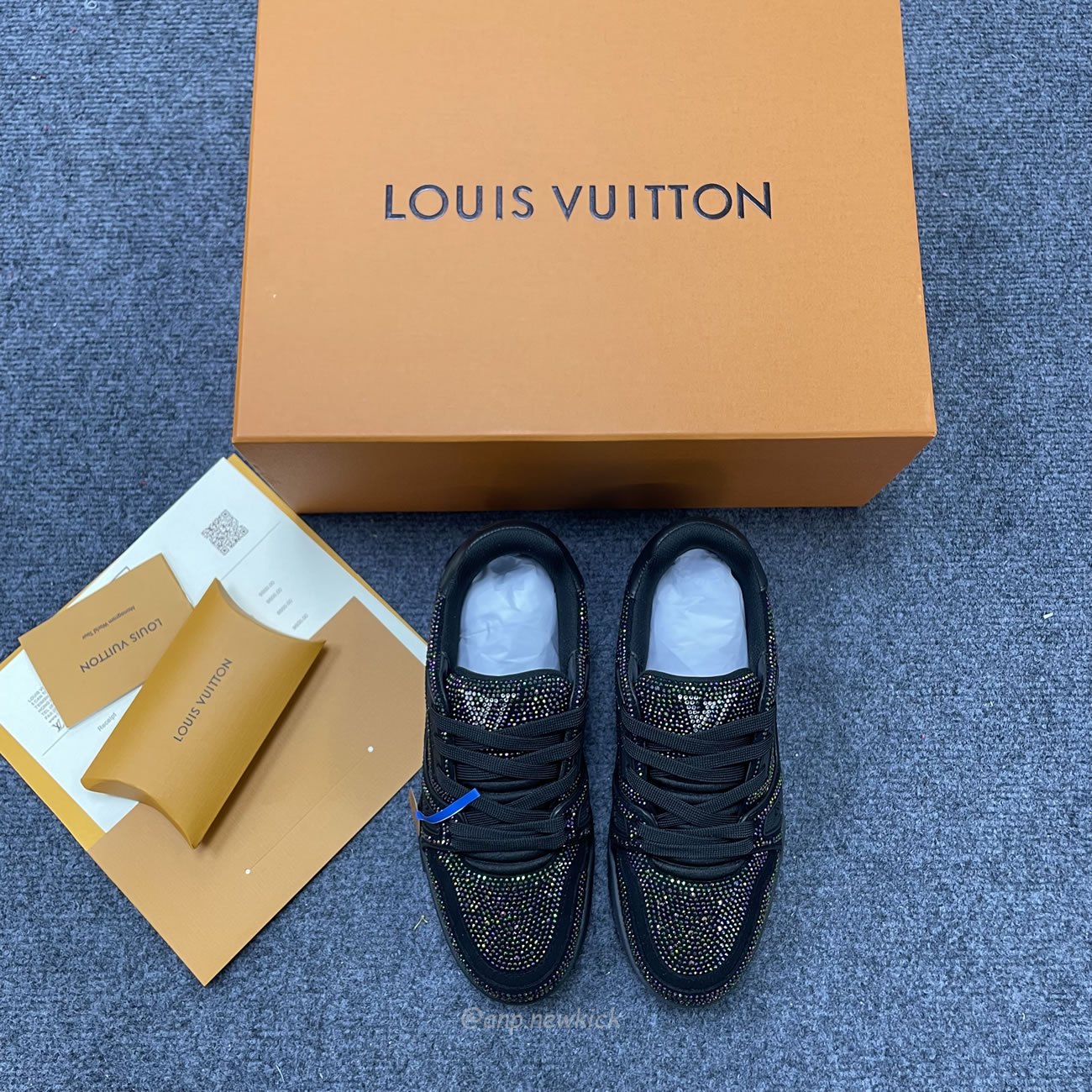 Louis Vuitton Trainer Black Crystals 1a815l (6) - newkick.cc