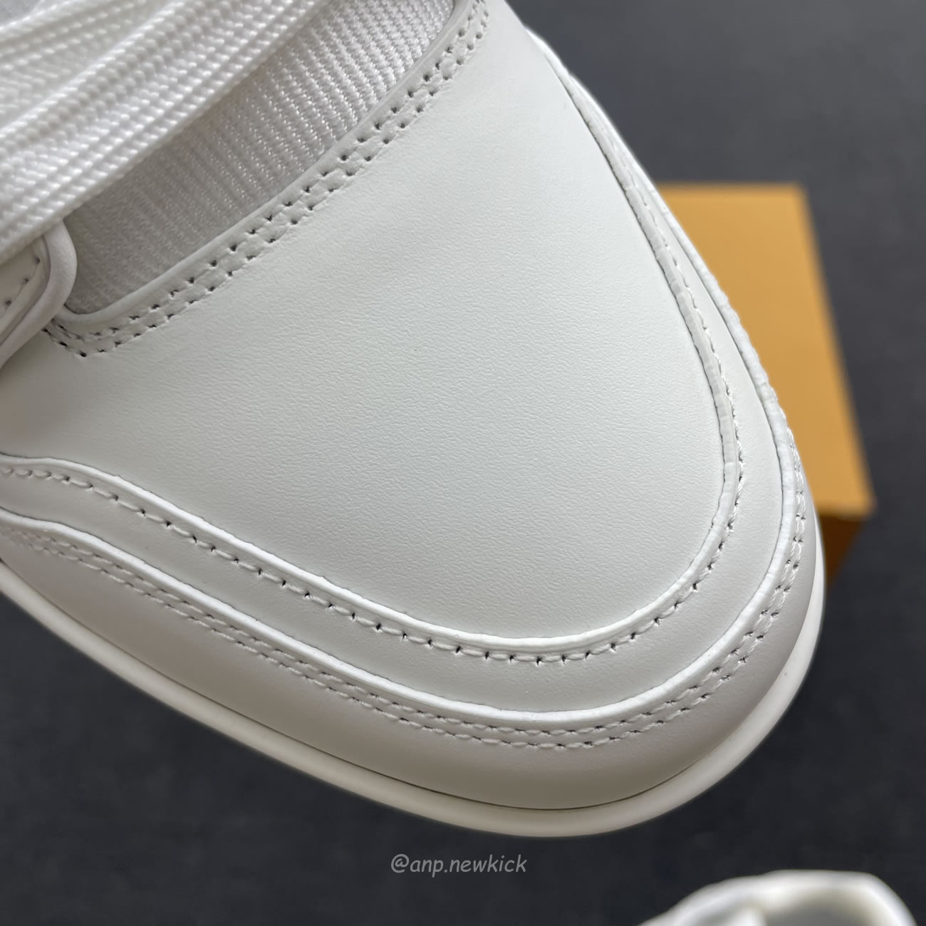 Louis Vuitton Lv Trainer Sneaker White 1a8wav (5) - newkick.cc