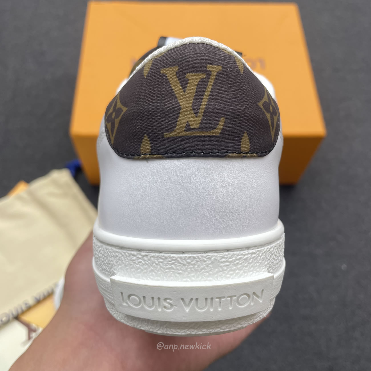 Louis Vuitton Charlie Trainers White Cacoa Brown Black 1a9jn8 (6) - newkick.cc