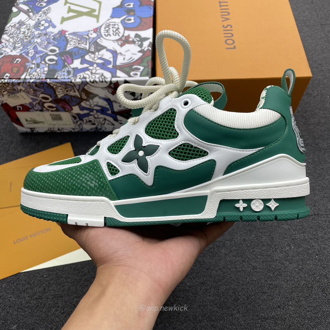 Louis Vuitton Lv Skate Sneaker Green White 1ac520 (2) - newkick.cc