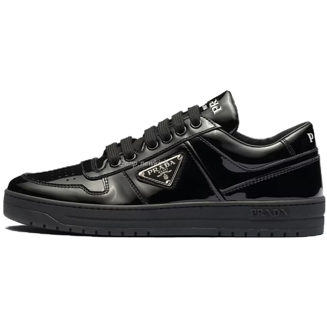 Prada Sneakers Mid Top Black Patent Leather 1e792m 069 F0002 F B030 (1) - newkick.cc