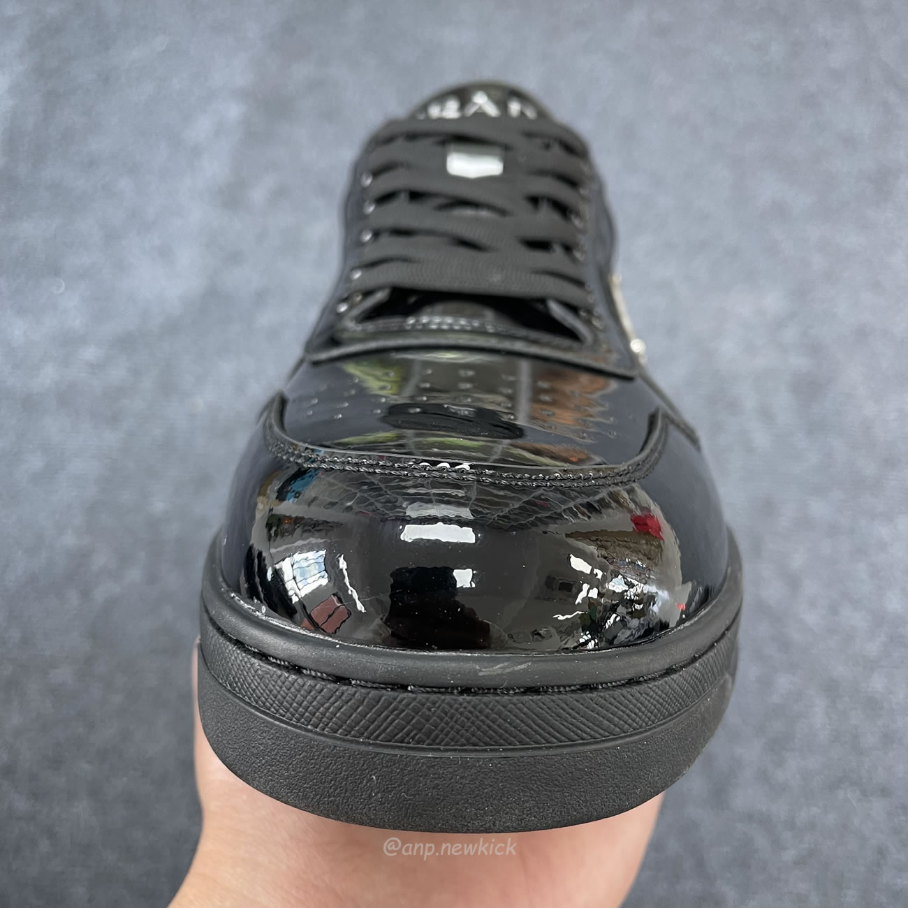 Prada Sneakers Mid Top Black Patent Leather 1e792m 069 F0002 F B030 (8) - newkick.cc