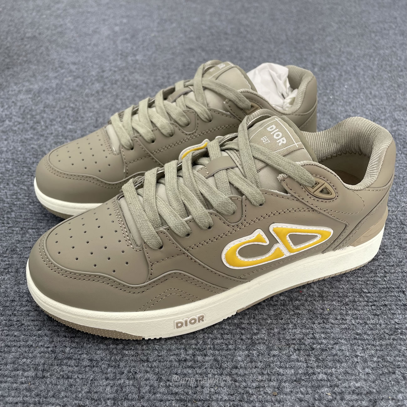 Dior X Stone Island B57 Low Sneaker Gray Yellow Blue Red 3sn318zdl_h822 (2) - newkick.cc