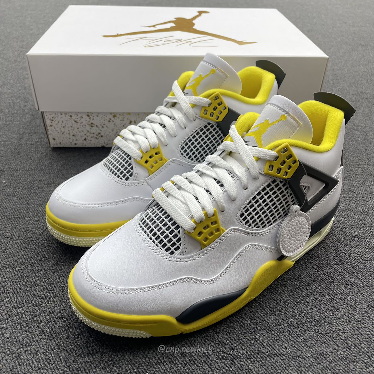 Air Jordan 4 Retro Vivid Sulfur Womens Aq9129 101 (7) - newkick.cc