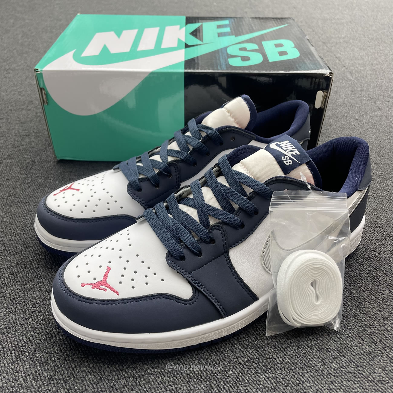 Air Jordan 1 Low Sb Midnight Navy Cj7891 400 (7) - newkick.cc