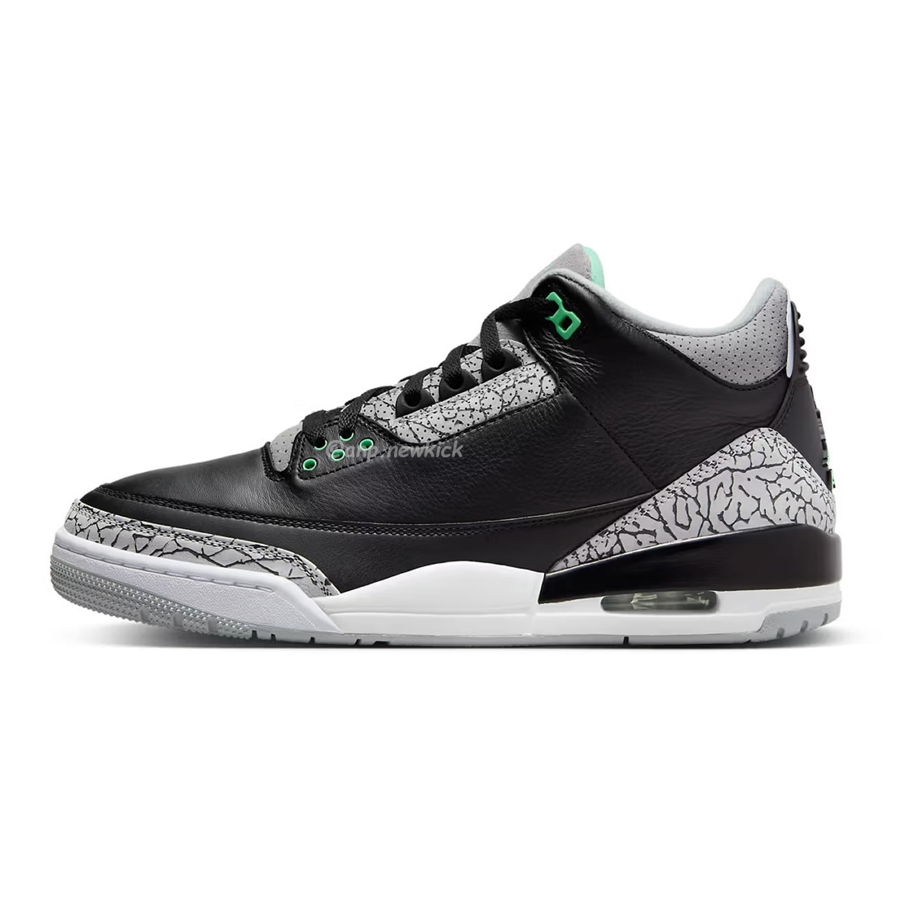 Air Jordan 3 Retro Green Glow Ct8532 031 (1) - newkick.cc