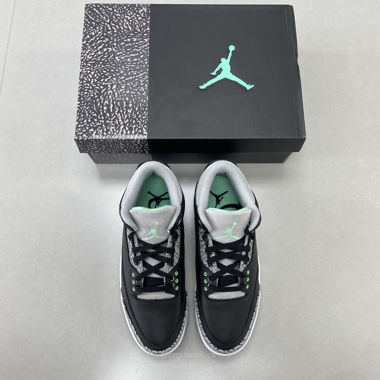 Air Jordan 3 Retro Green Glow Ct8532 031 (14) - newkick.cc