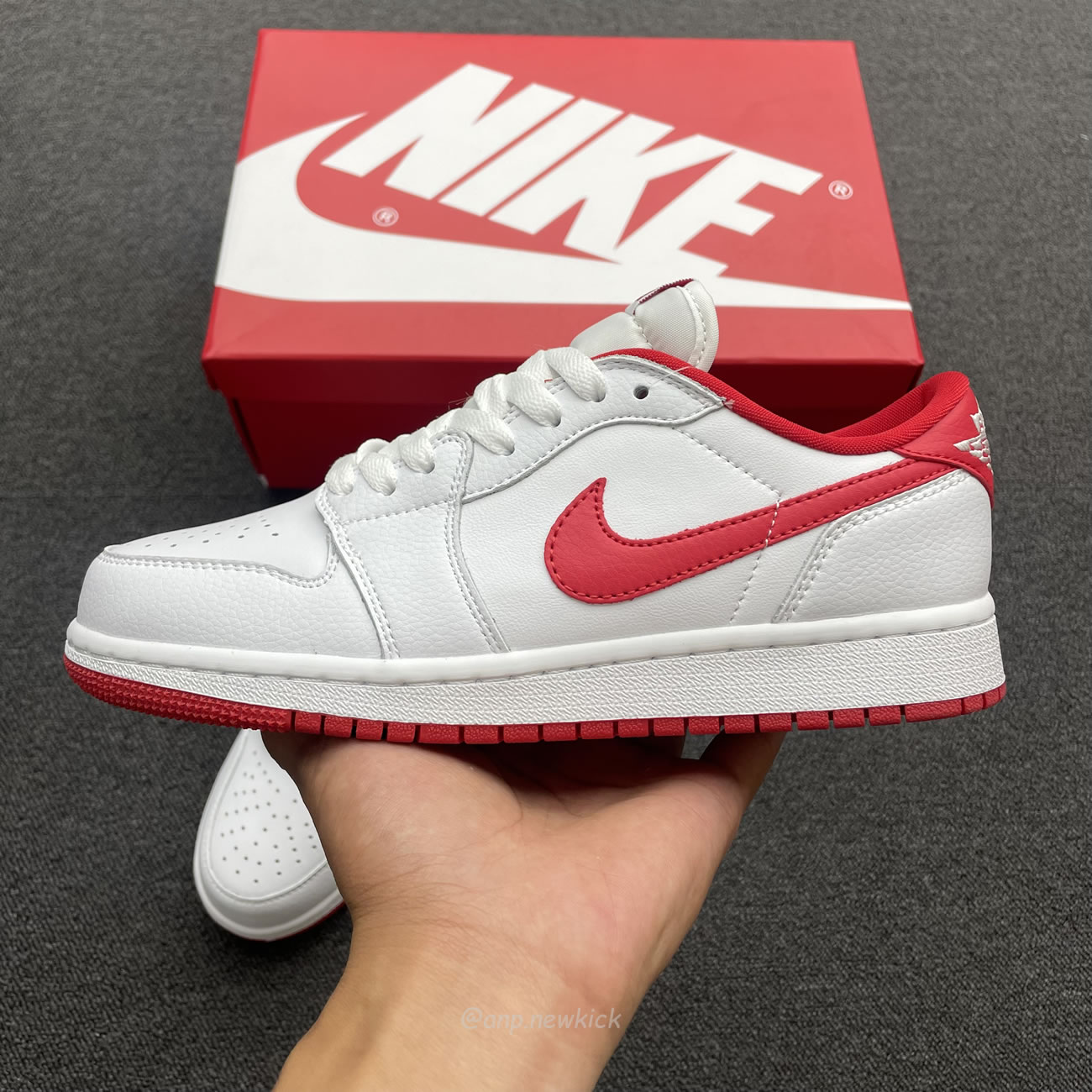 Air Jordan 1 Retro Low Og University Red Cz0790 161 (13) - newkick.cc