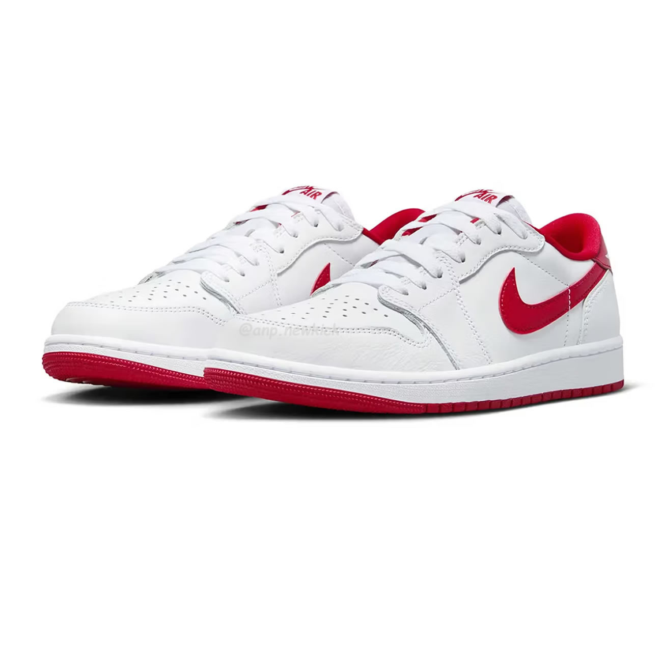 Air Jordan 1 Retro Low Og University Red Cz0790 161 (4) - newkick.cc