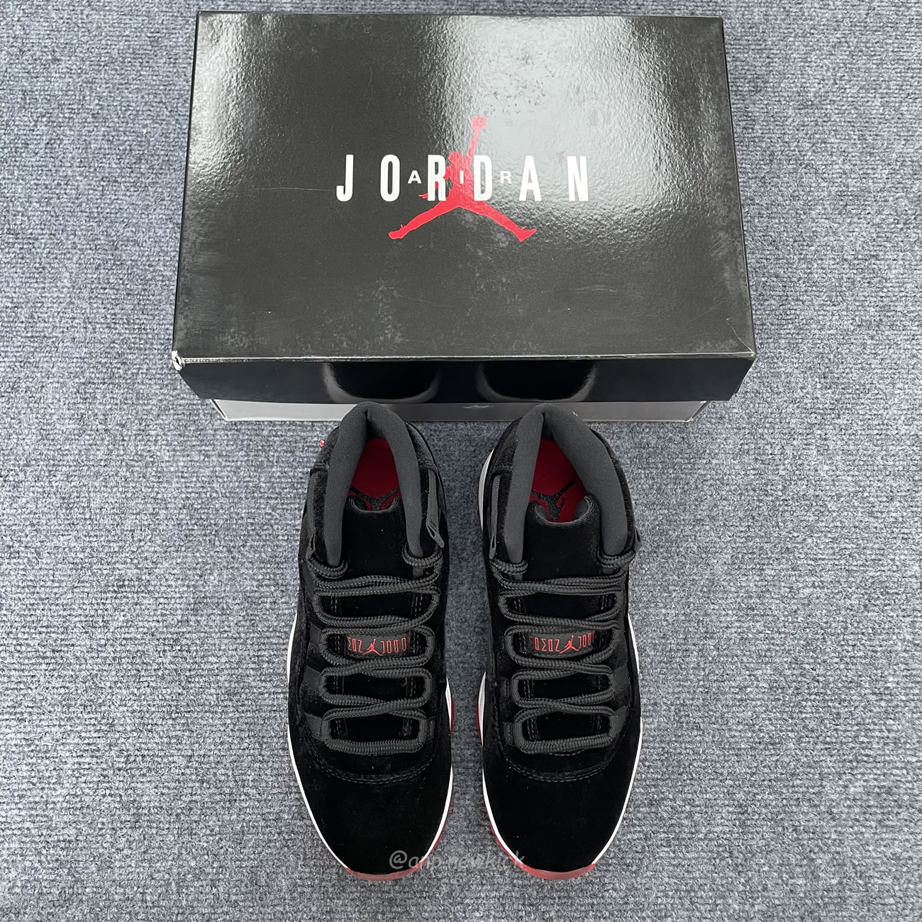 Air Jordan 11 Bred Velvet Arrives Db5457 061 (4) - newkick.cc