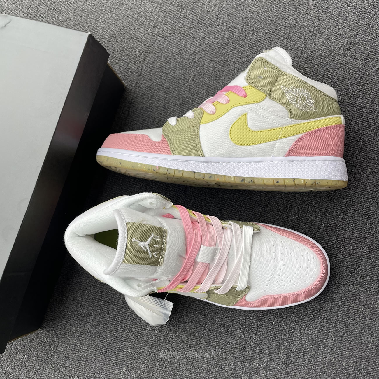 Air Jordan 1 Mid Se Pastel Vivid Green Grind Dj0338 100 (5) - newkick.cc