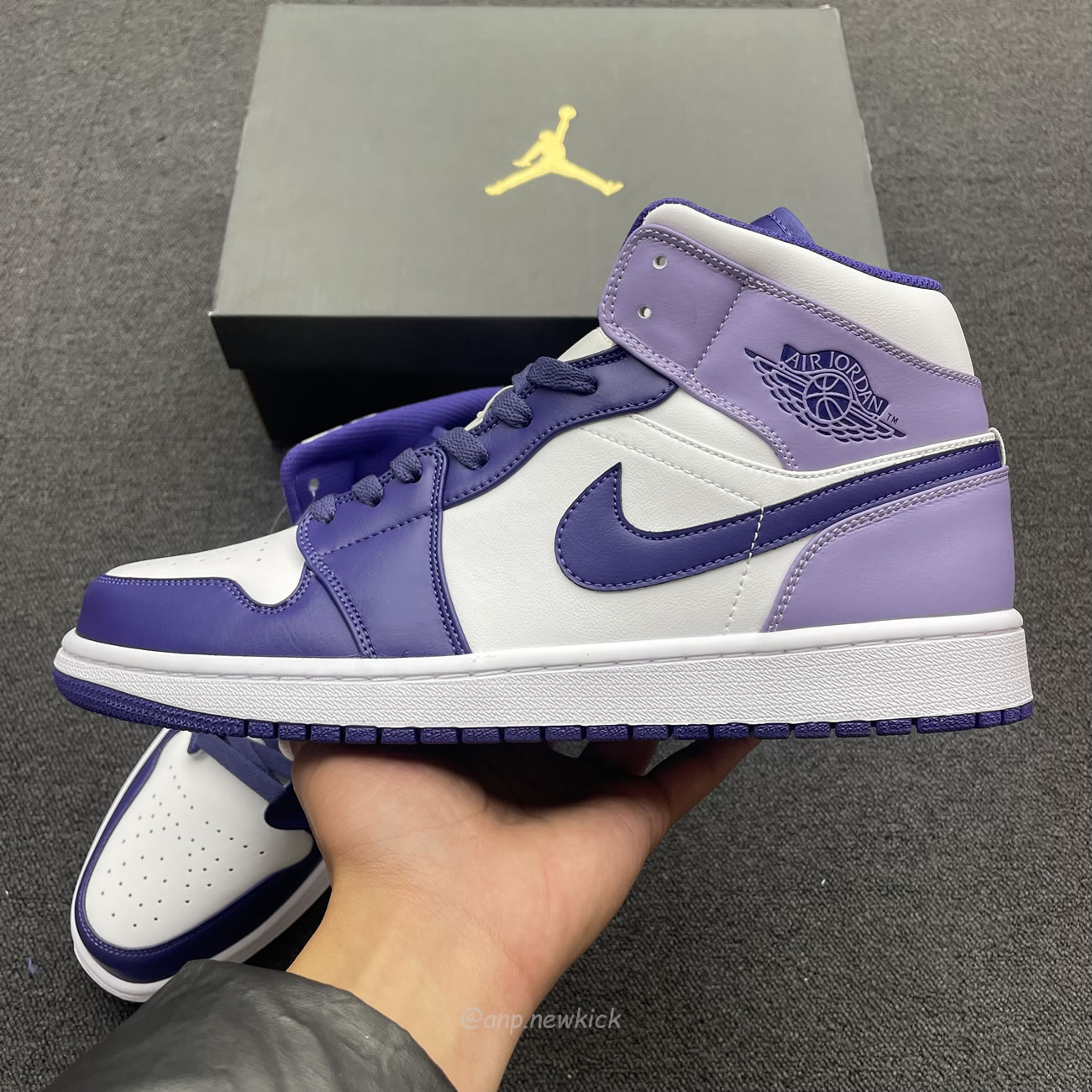 Air Jordan 1 Mid Blueberry Dq8426 515 (5) - newkick.cc