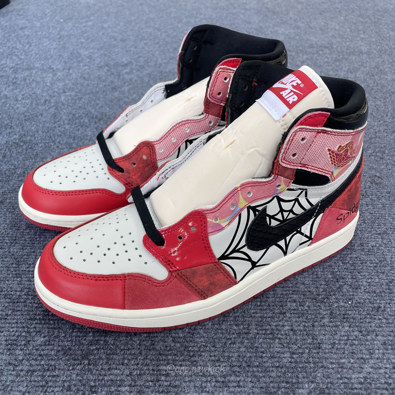 Air Jordan 1 High Og Spider Man Dv1748 601 1 (4) - newkick.cc