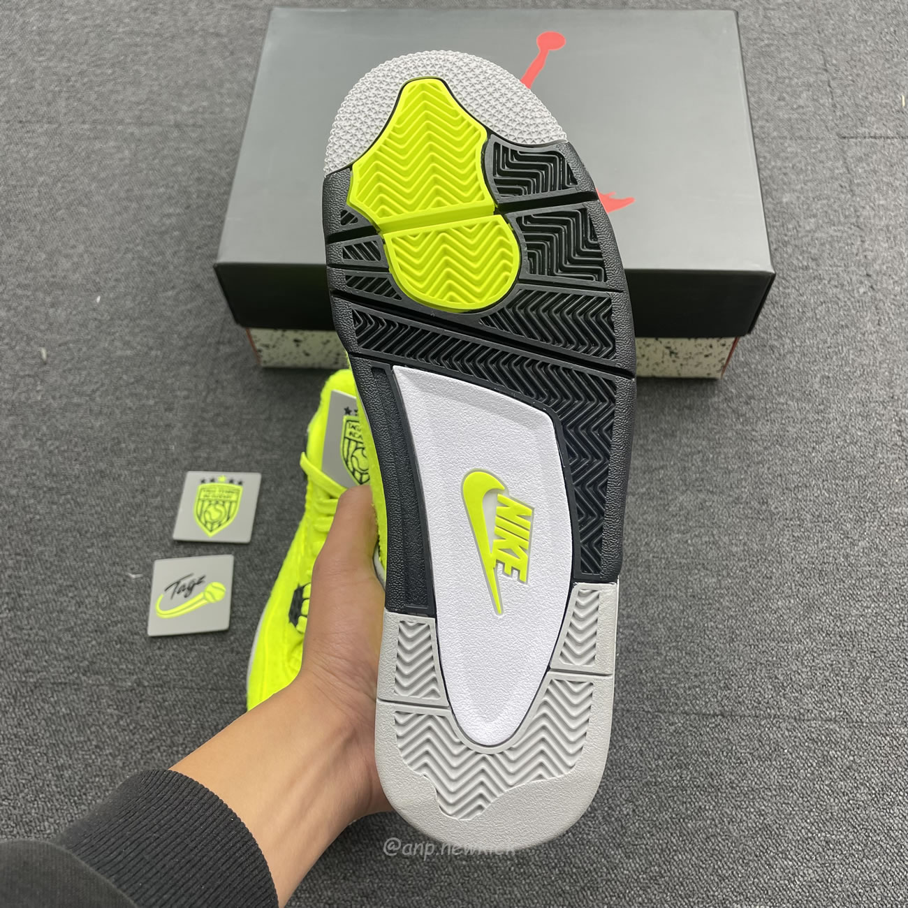 Air Jordan 4 Retro Tennis Ball Dv6773 700 (8) - newkick.cc