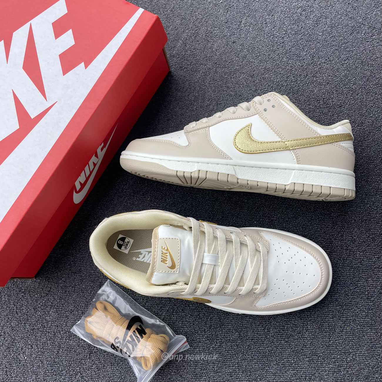 Nike Dunk Low Gold Swoosh Dx5930 001 (6) - newkick.cc