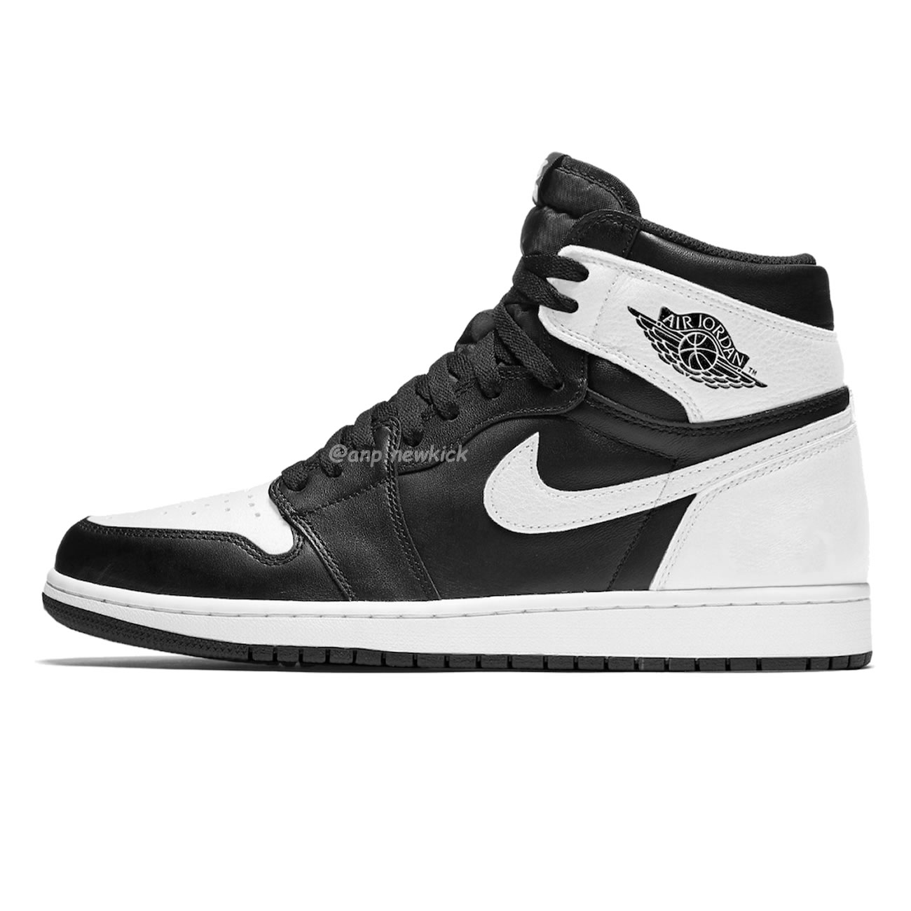 Air Jordan 1 Retro High Og Black White Dz5485 010 (1) - newkick.cc