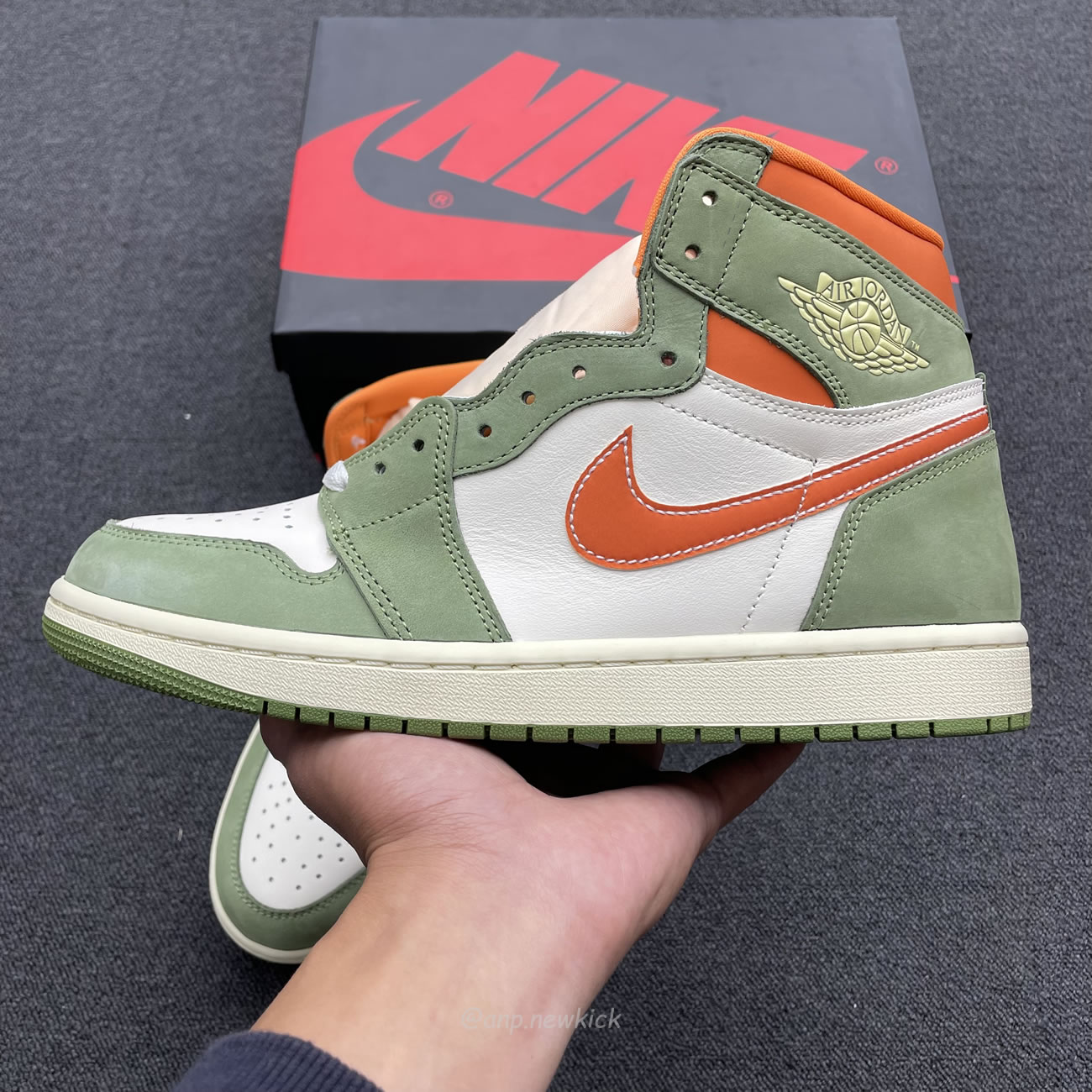 Air Jordan 1 High Og Craft Celadon Fb9934 300 (3) - newkick.cc