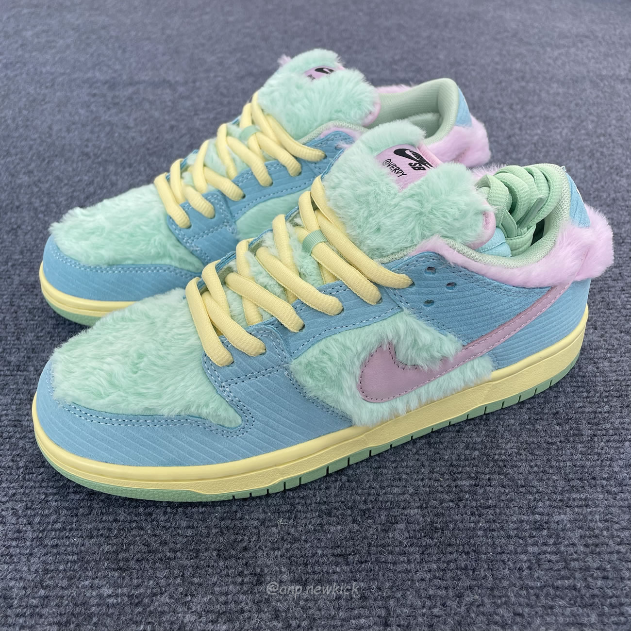 Nike Sb Dunk Low Verdy Visty Fn6040 400 (13) - newkick.cc