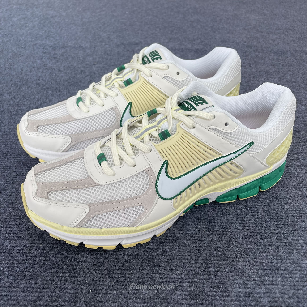 Nike Zoom Vomero 5 Malachite Alabaster Fn8361 100 (6) - newkick.cc