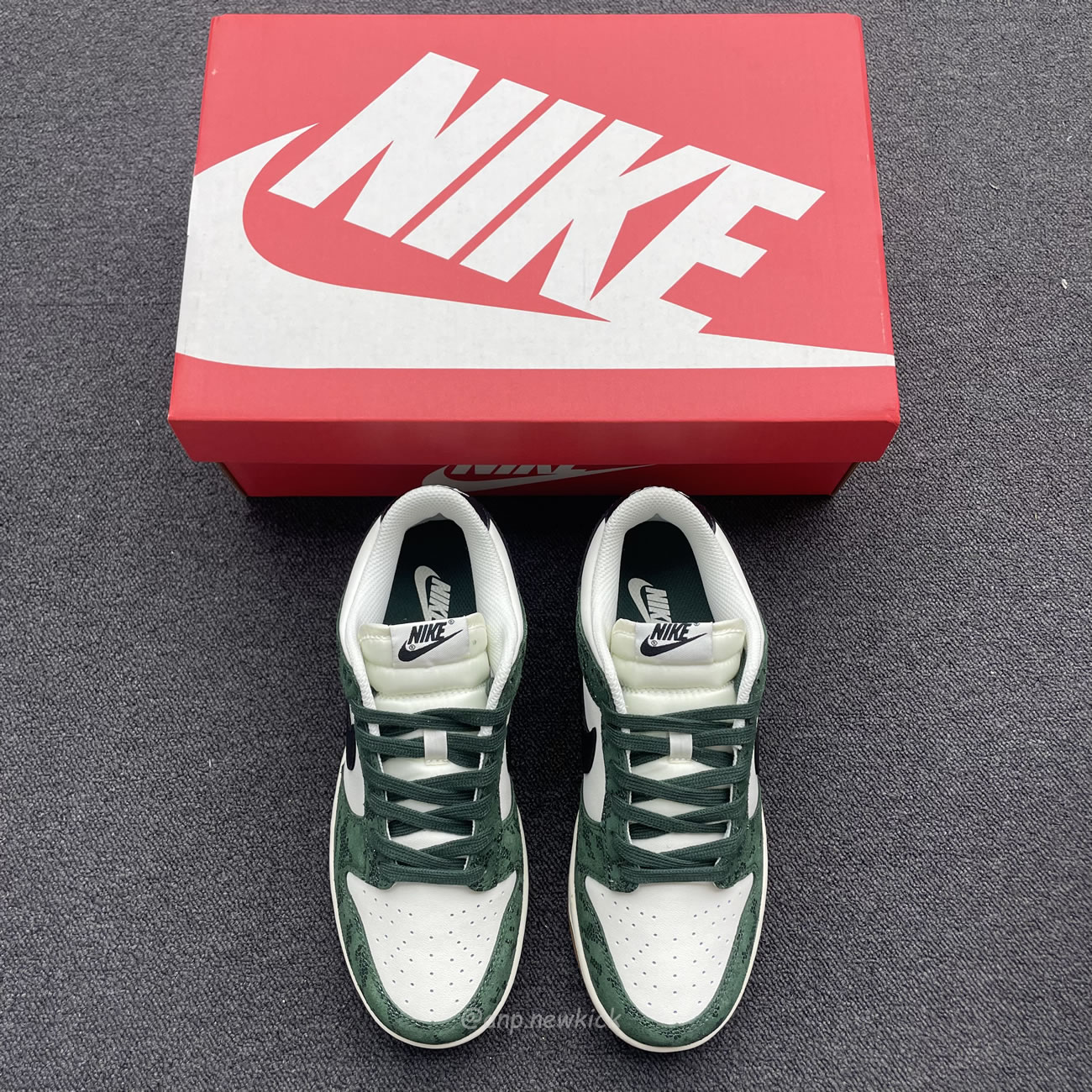 Nike Dunk Low Green Snake Womens Fq8893 397 (4) - newkick.cc