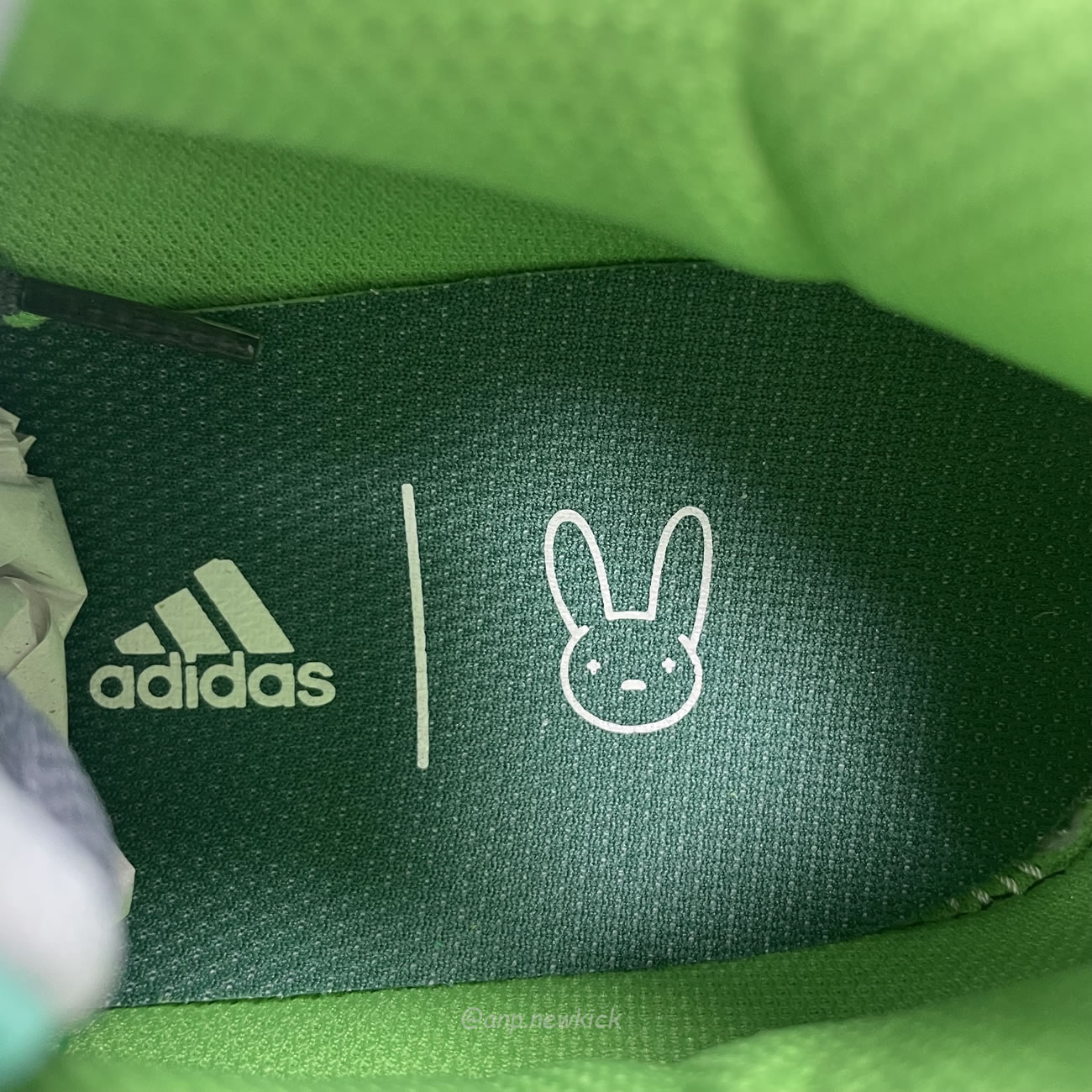 Adidas Response Cl Bad Bunny Boston Day If7182 (2) - newkick.cc