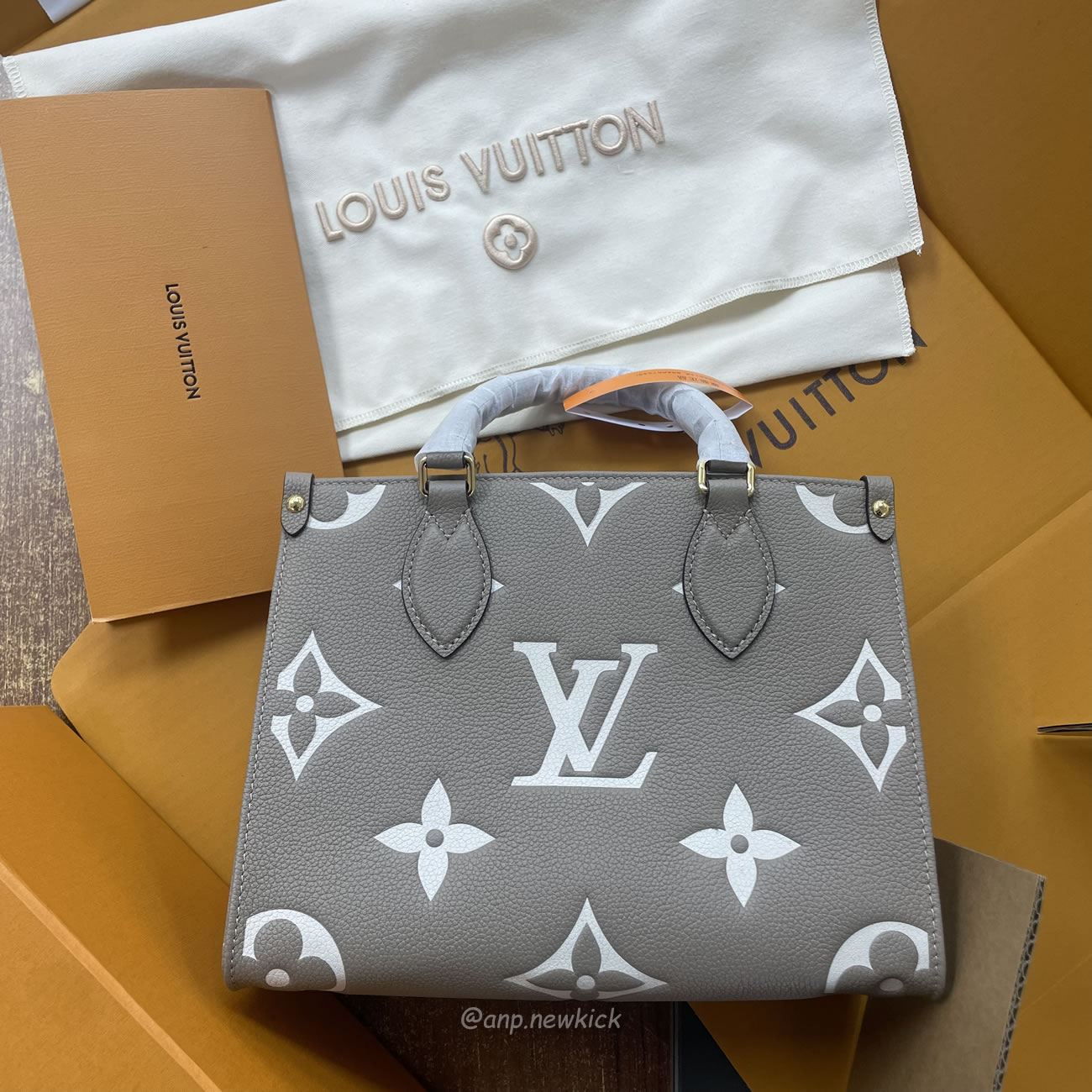 Louis Vuitton Onthego Pm Tote Bag M45779 (6) - newkick.cc