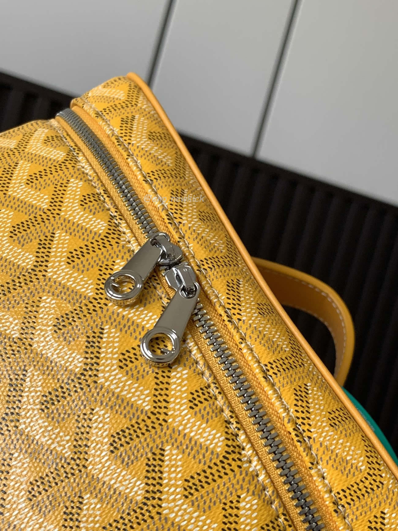 Goyard Muse Cosmetic Bag (19) - newkick.cc