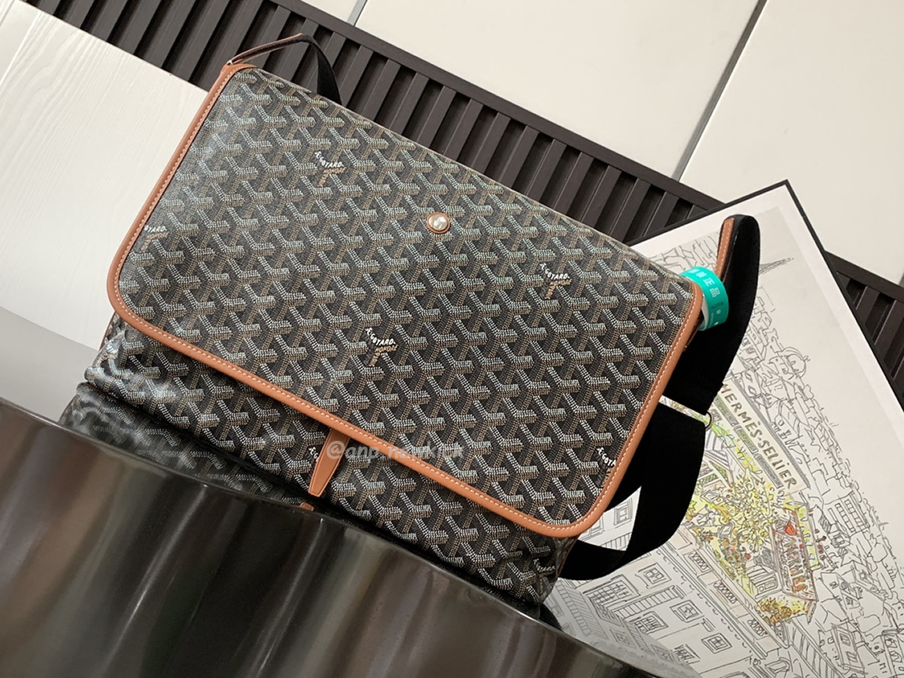 Goyard Capetien Medium Size Messenger Bag (11) - newkick.cc