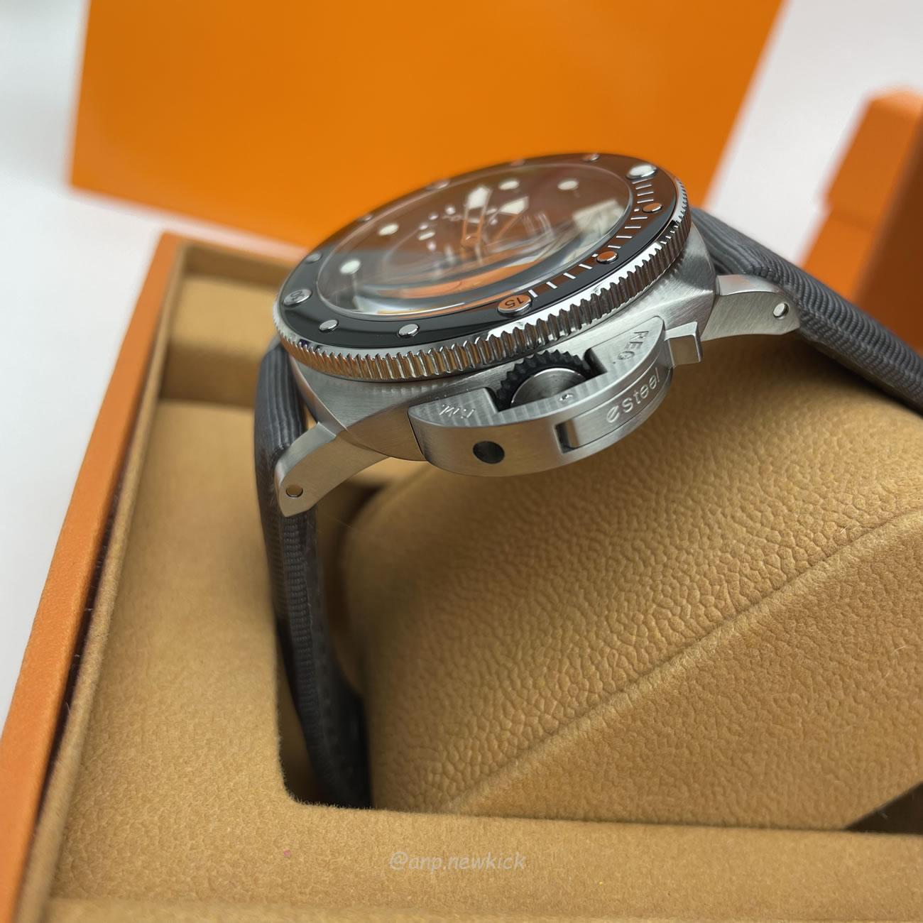 Panerai Luminor Submersible Pam1289 (7) - newkick.cc