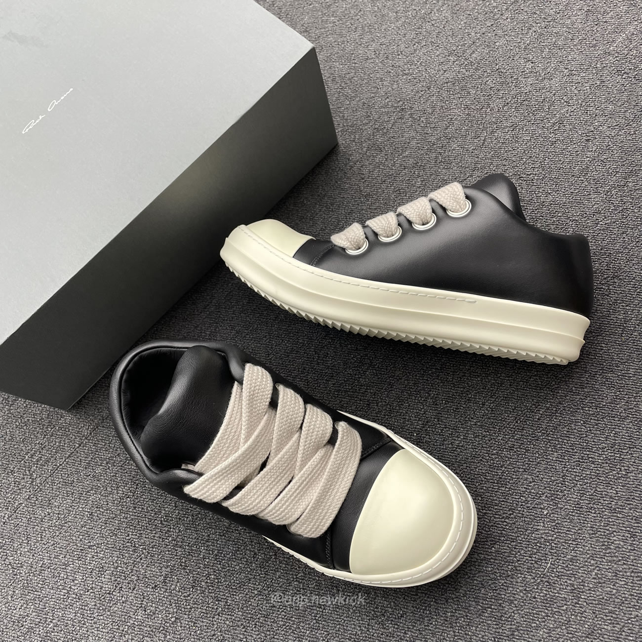 Rick Owens Jumbo Lace Padded Sneaks Low Black Acid Milk Ru02c7893 (2) - newkick.cc