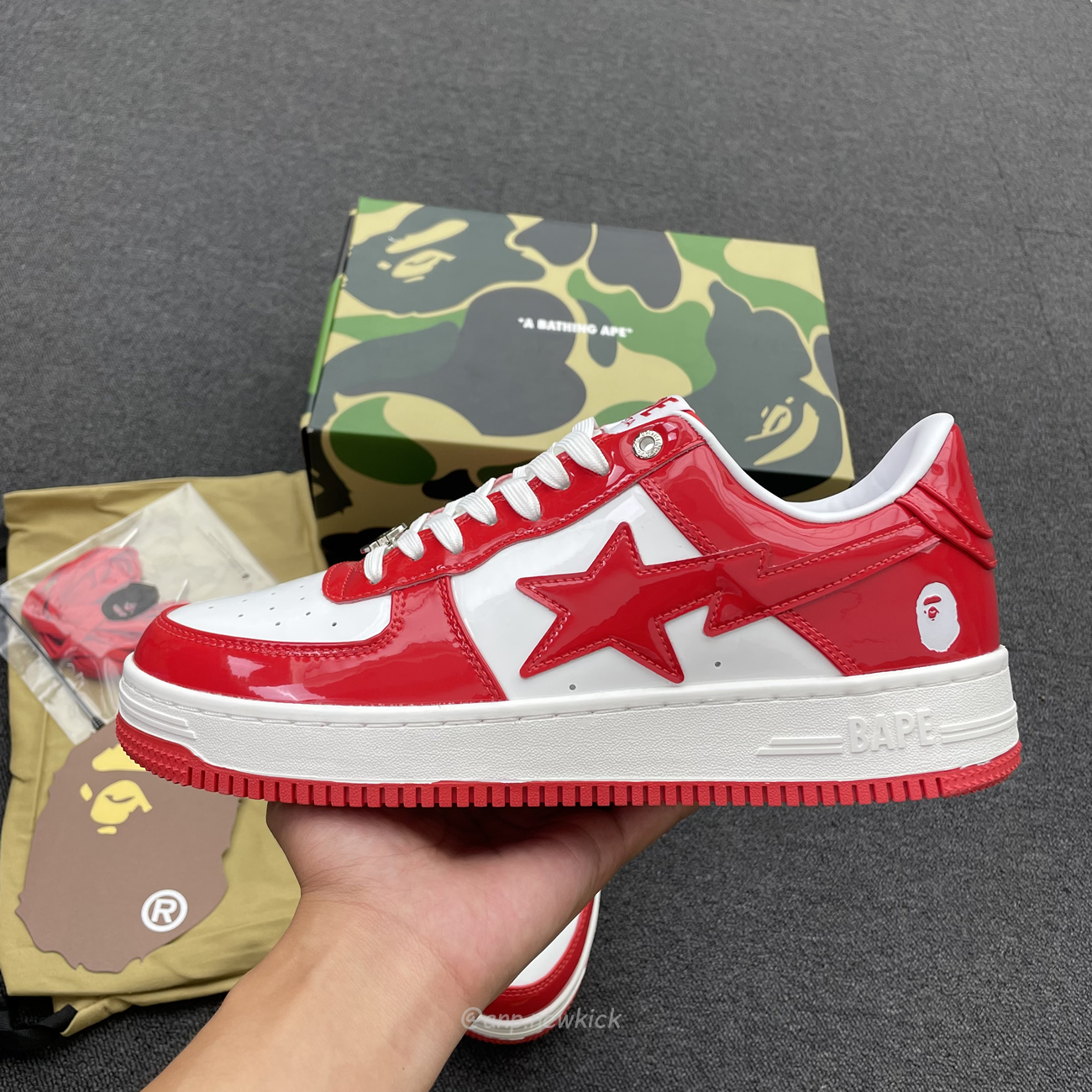 A Bathing Ape Bape Sta Patent Leather White Red 1i70 291 021 (2) - newkick.cc