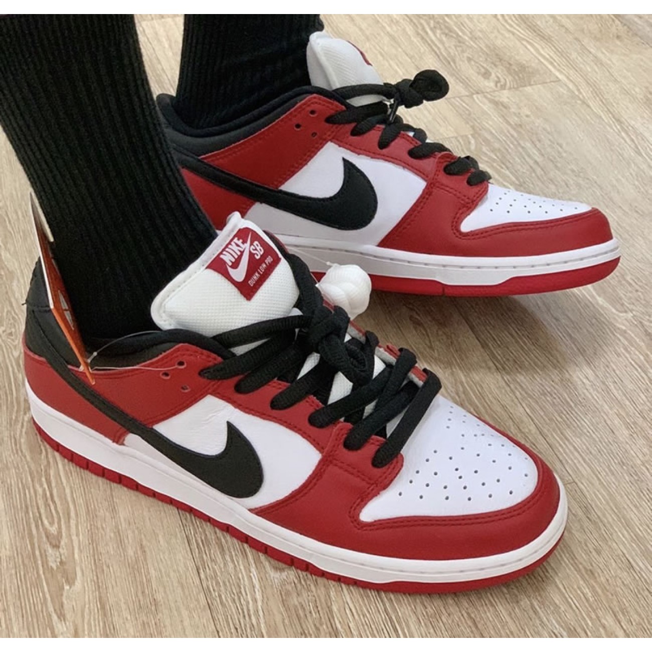 Nike SB Dunk Low Pro "Chicago" Varsity Red Release Date BQ6817-600