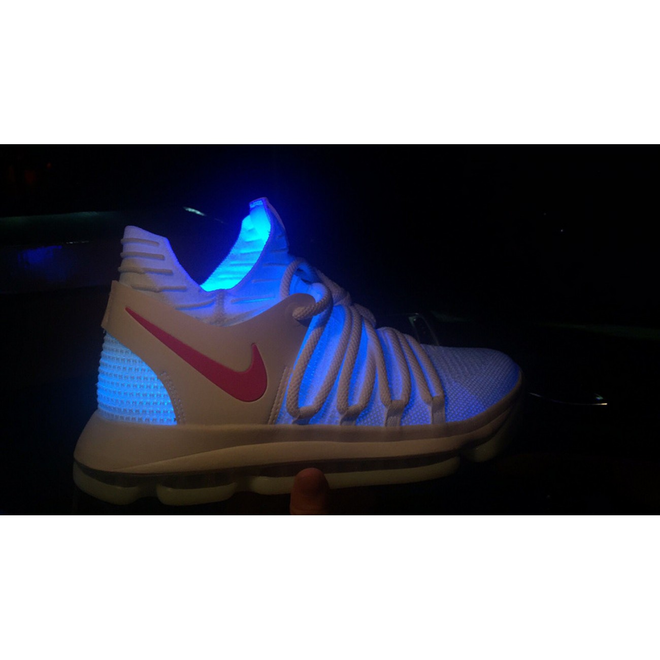 Kevin Durant KD10 White/Pink/Reflective