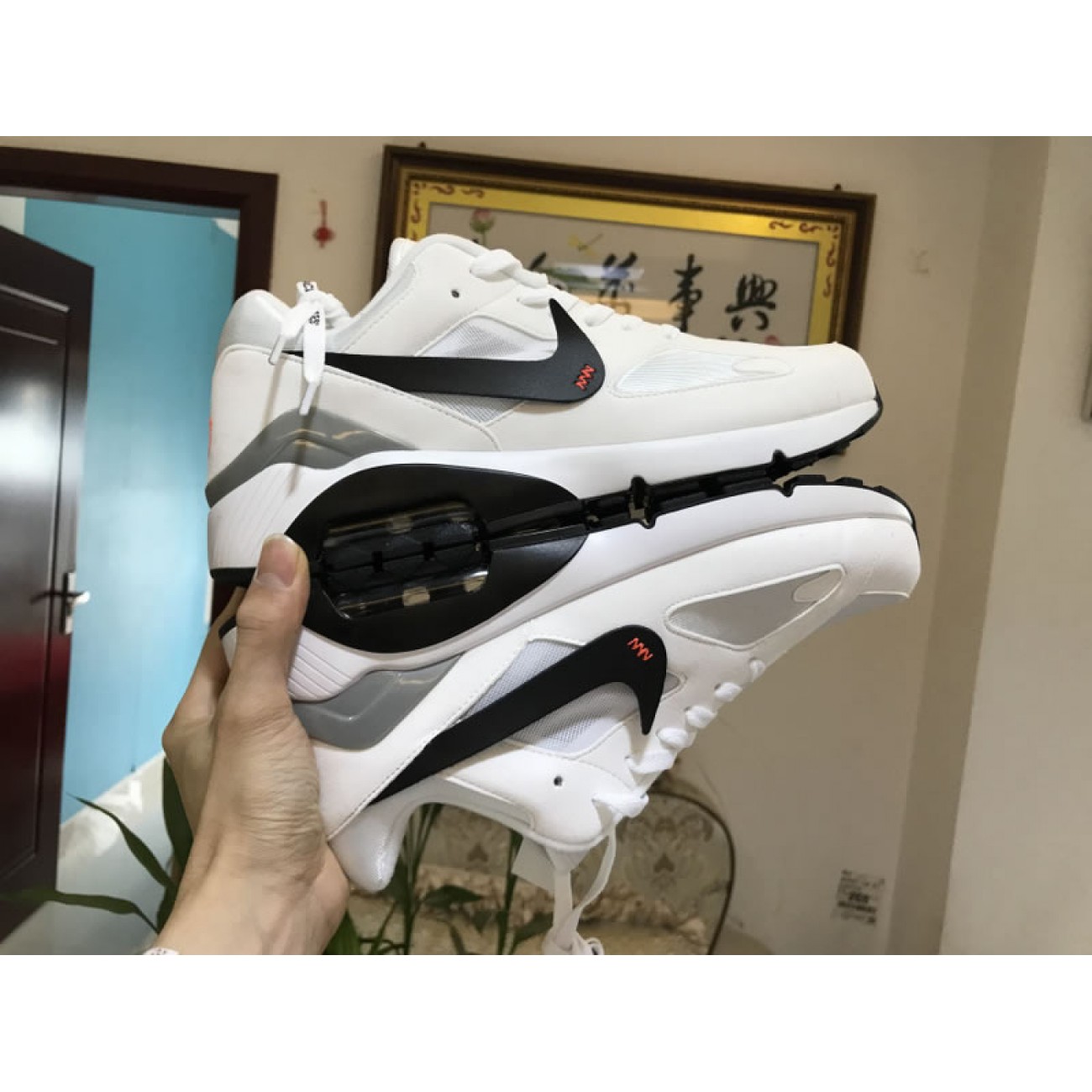 Off White x Air Max 180 OG Black White AQ5287-002