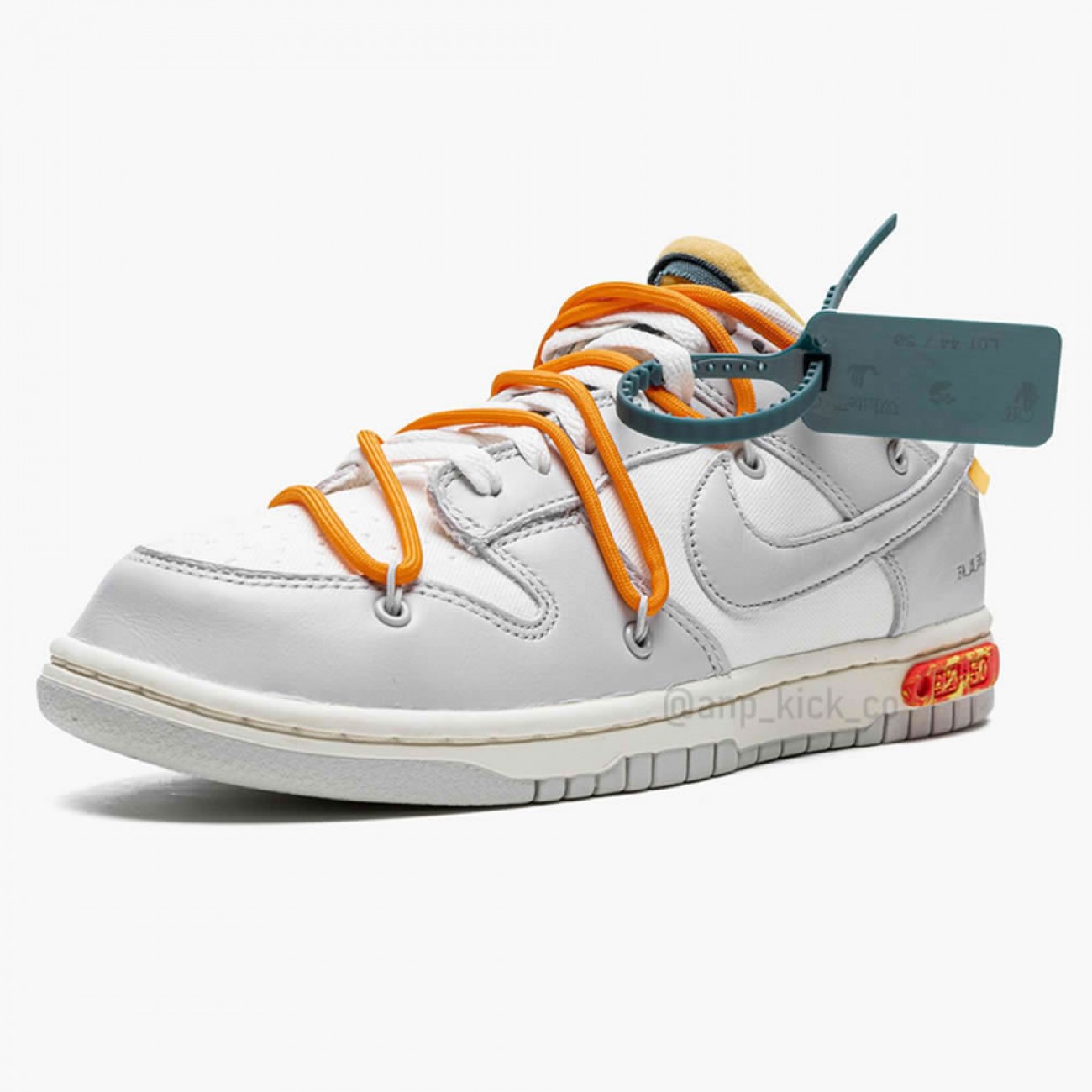  Nike SB Dunk Low Off-White Lot 44 OF 50 DM1602-104