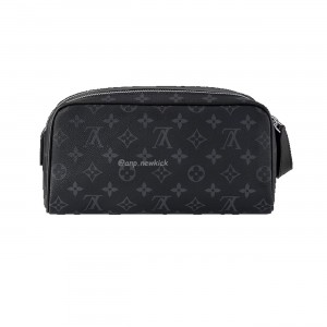 Louis Vuitton Dopp Kit M46354