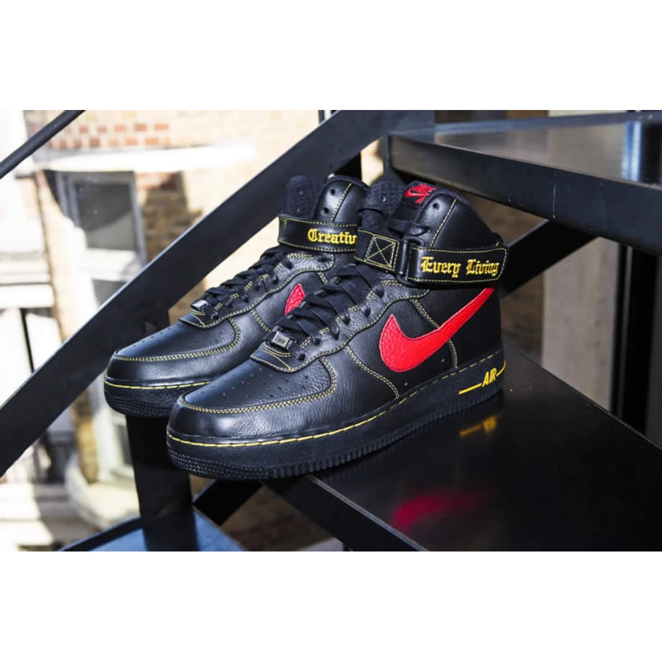 Vlone x Nike Air Force 1 High "Paris" Sport Red / Black 773255-906765