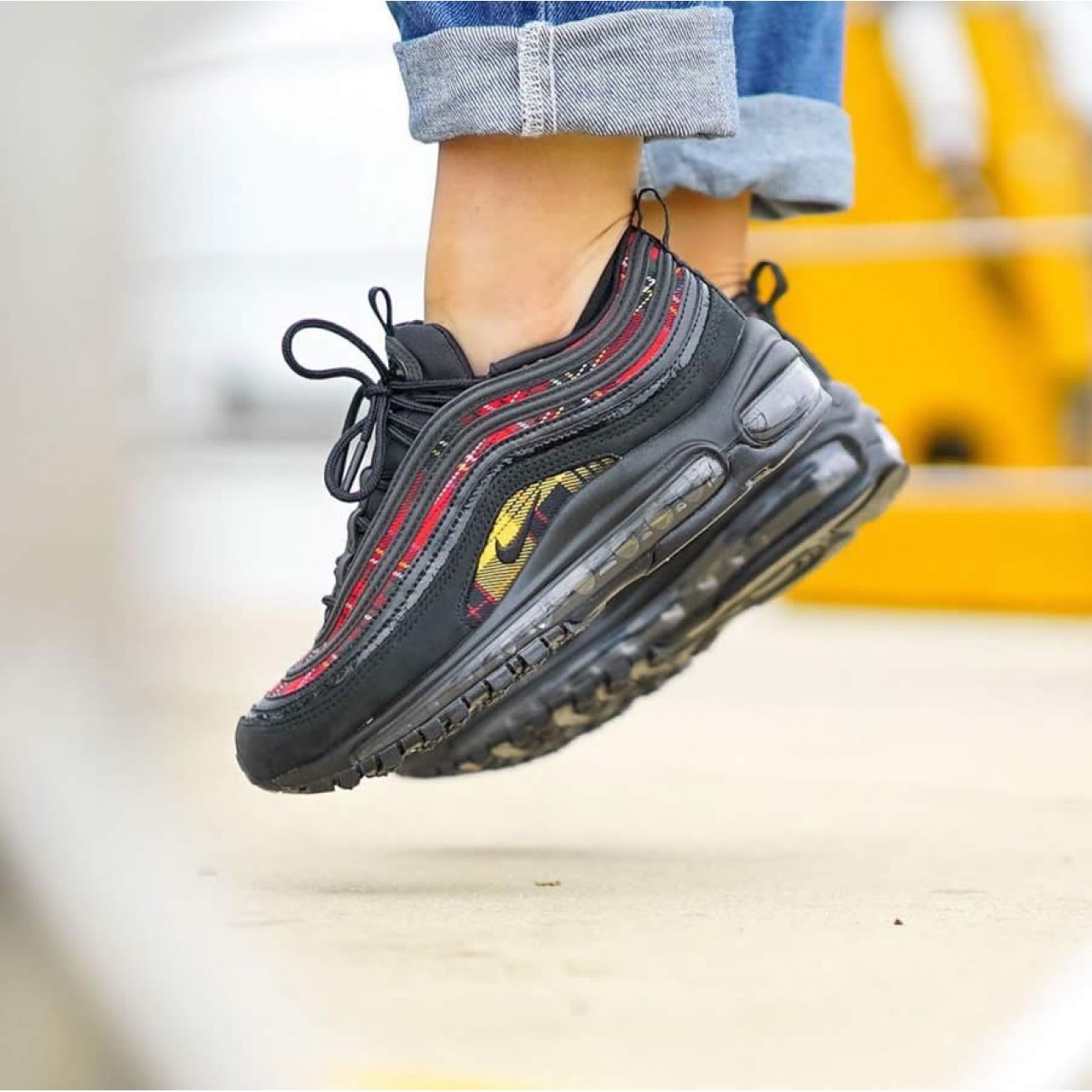 Nike Air Max 97 SE "Tartan" Black And Red Mens Womens AV8220-001