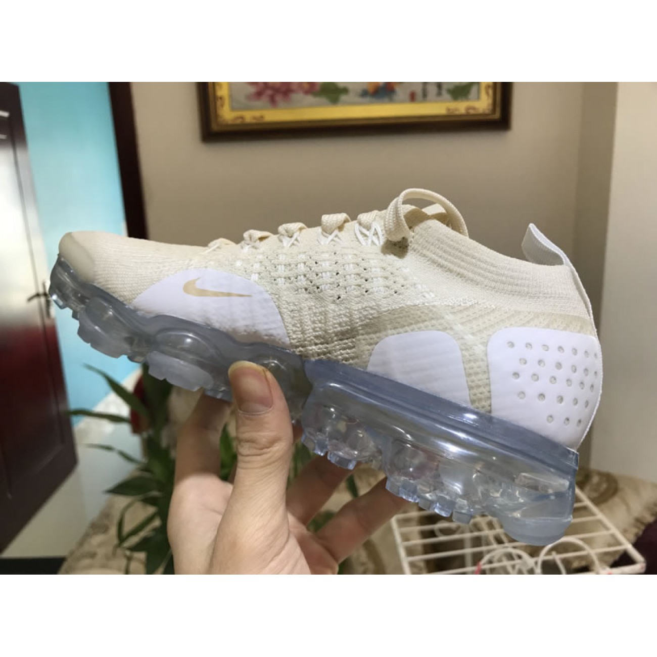 Wmns Nike Air VaporMax Flyknit 2.0 Light Cream 942843-201