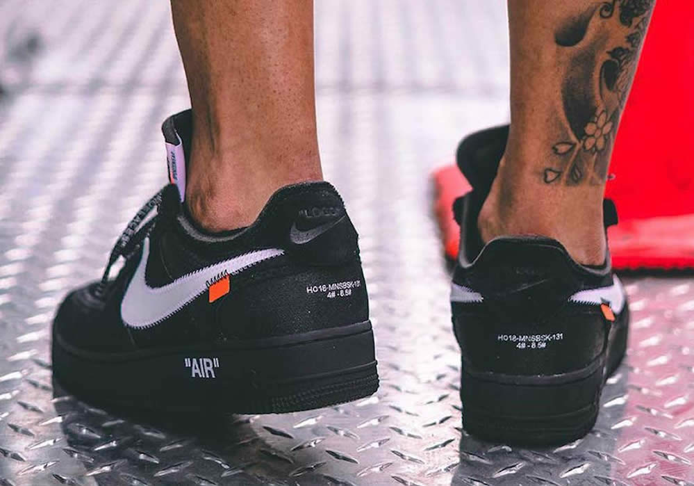 Off-White x Nike Air Force 1 Low 'Black/White' Shoes On Feet AO4606-001