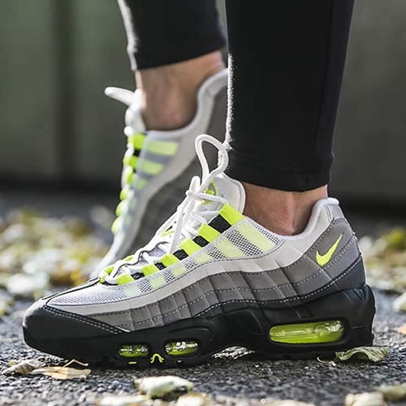 Nike Air Max 95 OG Neon On Feet