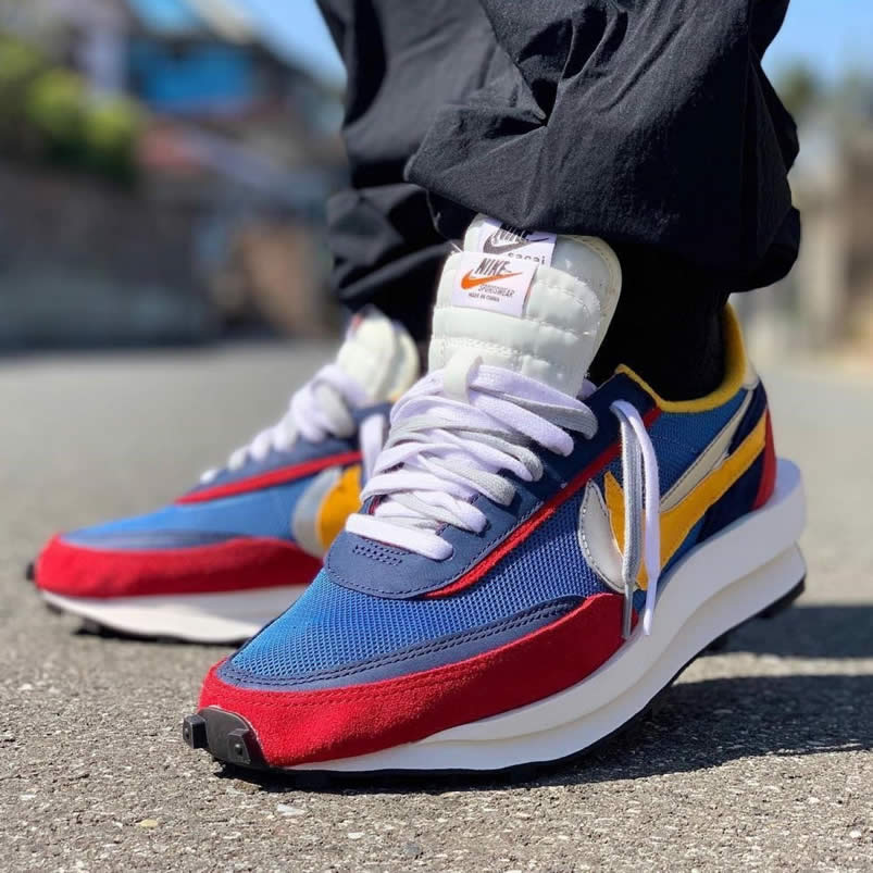 Sacai Nike Ldv Waffle Blue On Feet Bv0073 400 (6) - newkick.cc