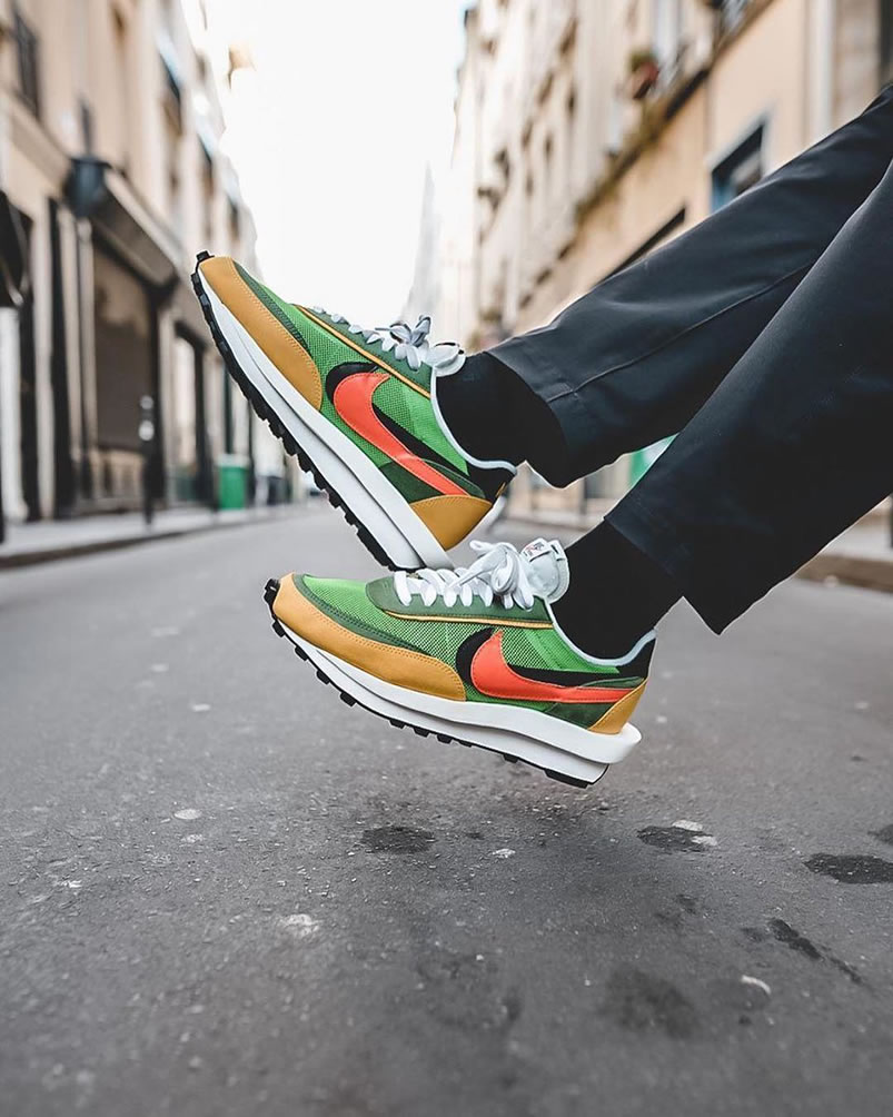 Sacai Nike Ldv Waffle Green On Feet Bv0073 300 (8) - newkick.cc